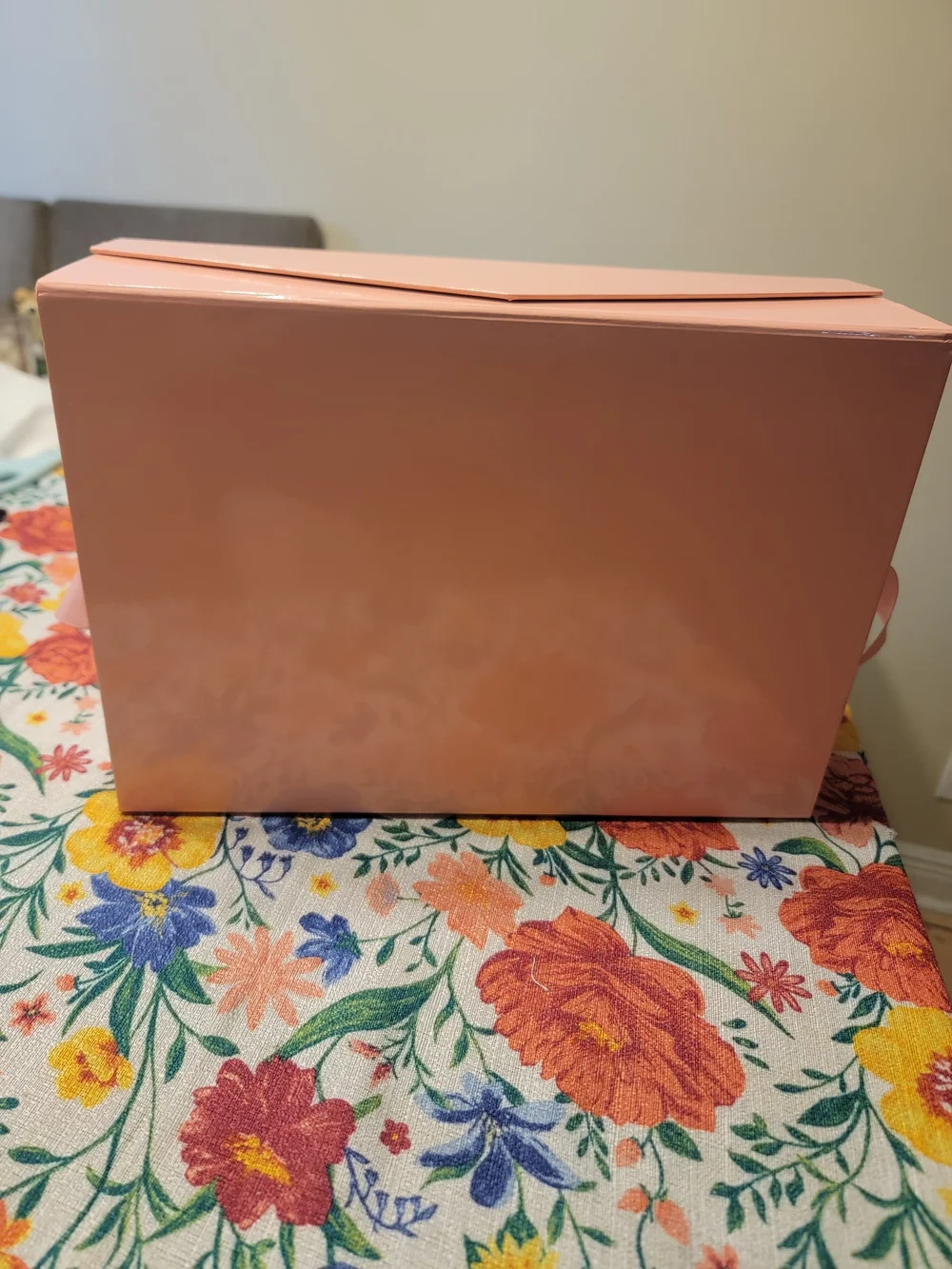 Baby Pink Magnetic Top Gift Box With Ribbon